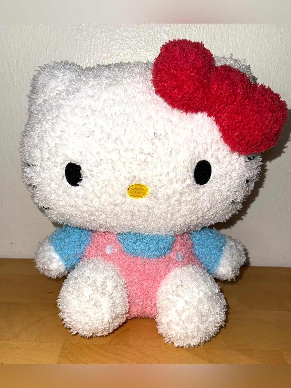 Sanrio Round 1 Fuzzy Hello Kitty Plush